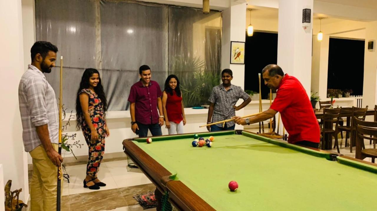 Kandy Rivers Edge Nature Resort Luaran gambar