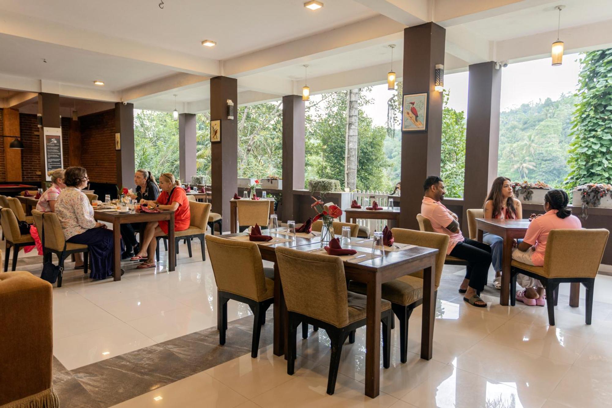 Kandy Rivers Edge Nature Resort Luaran gambar