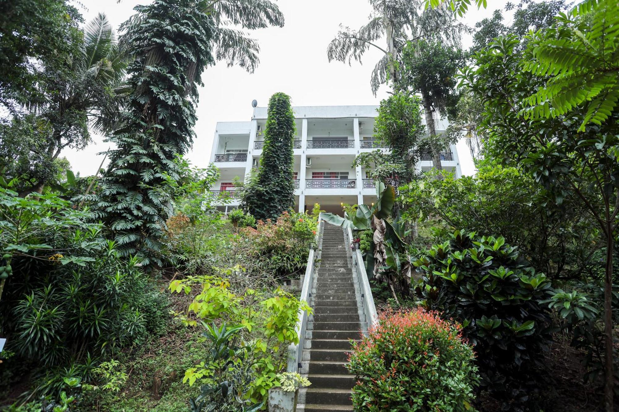 Kandy Rivers Edge Nature Resort Luaran gambar