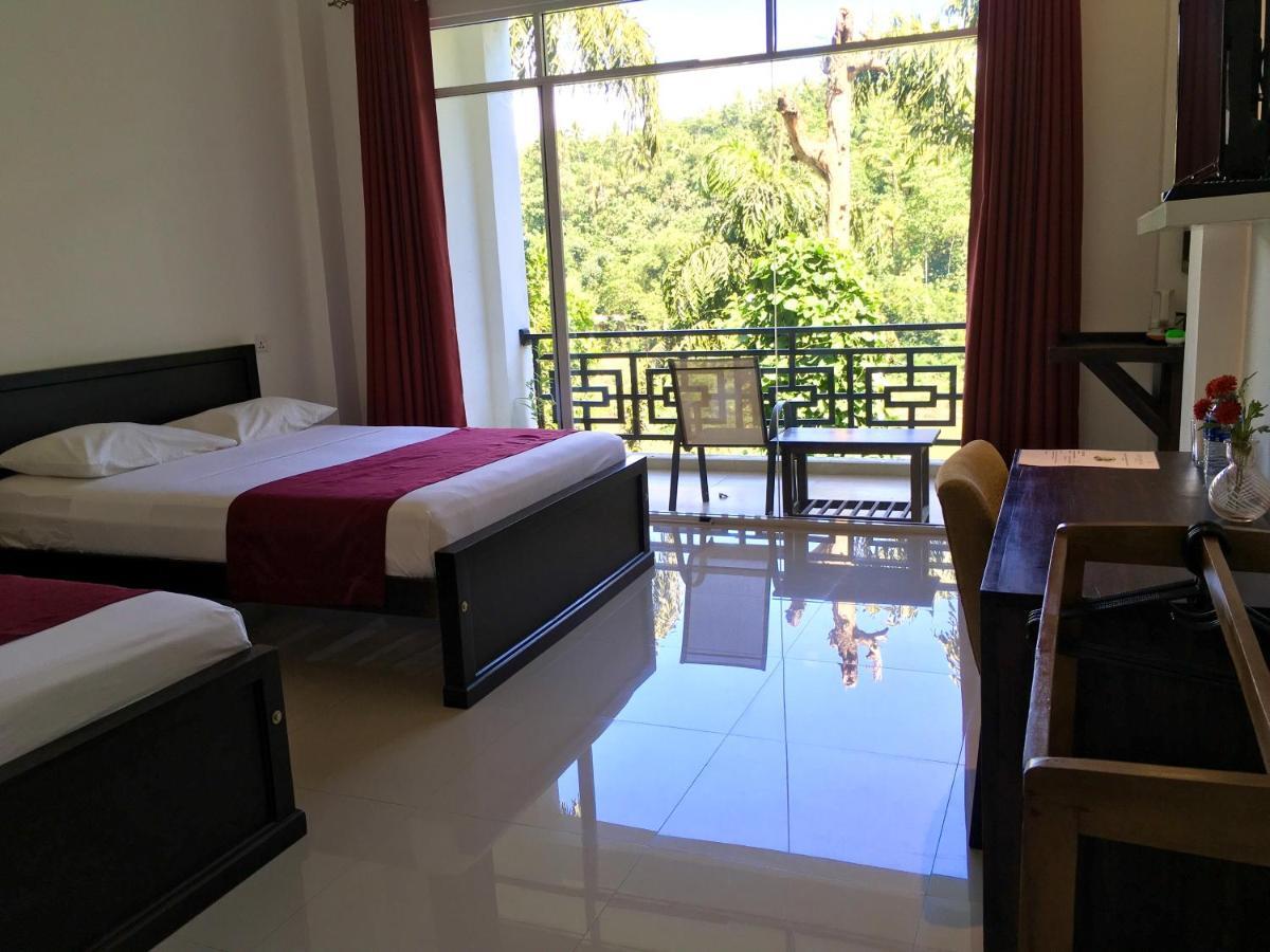 Kandy Rivers Edge Nature Resort Luaran gambar